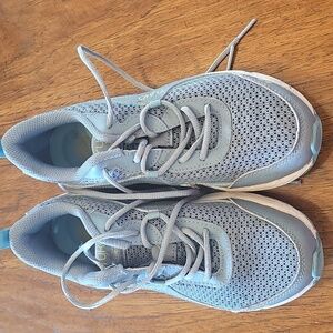 Ryka Athletic Sneakers Sz 6 Running Yoga BB Work Out Gym Shoe Like New Soft Lace